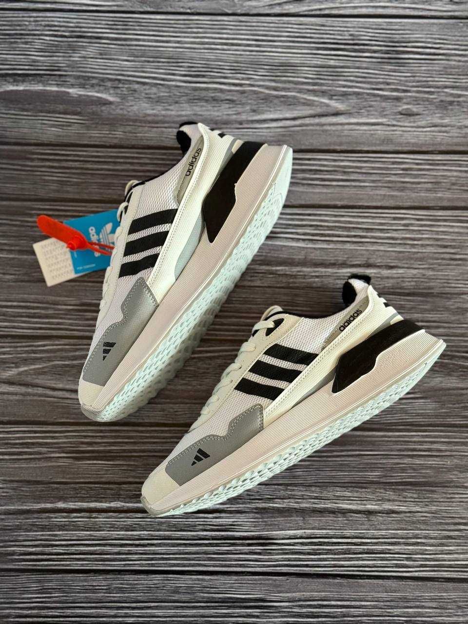 Кросівки Adidas White and Black у 40-41 розмірі , Розпродаж