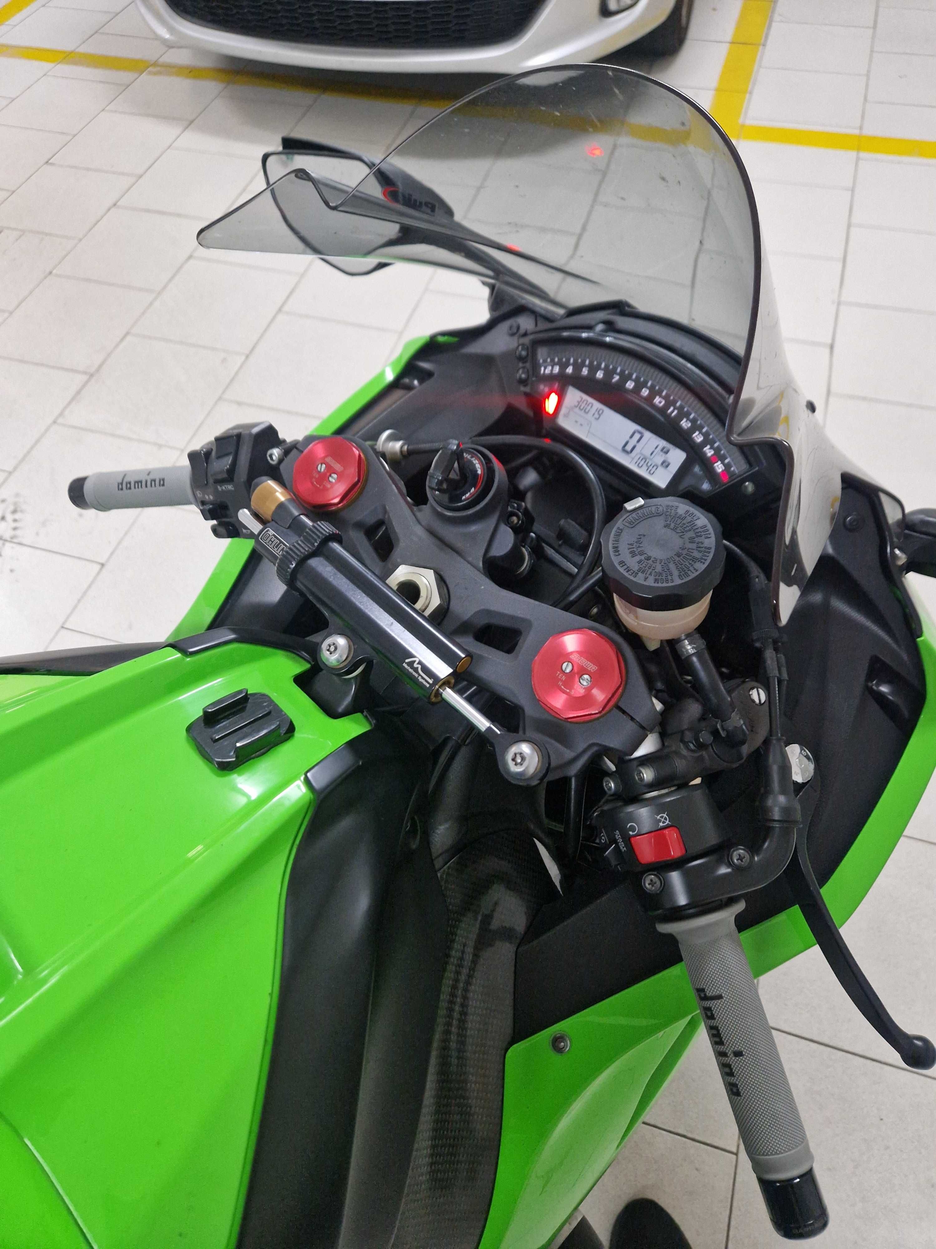 Kawasaki Ninja ZX10R ABS Quickshifter + Extras