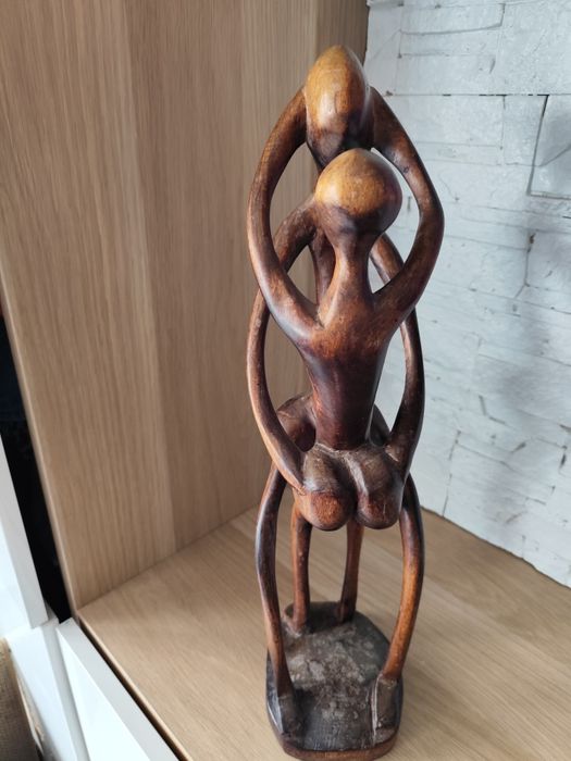 Afrykańska rzeźba z drewna