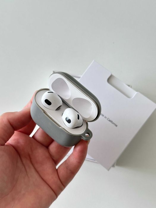Наушники Apple AirPods 3 Mag Safe