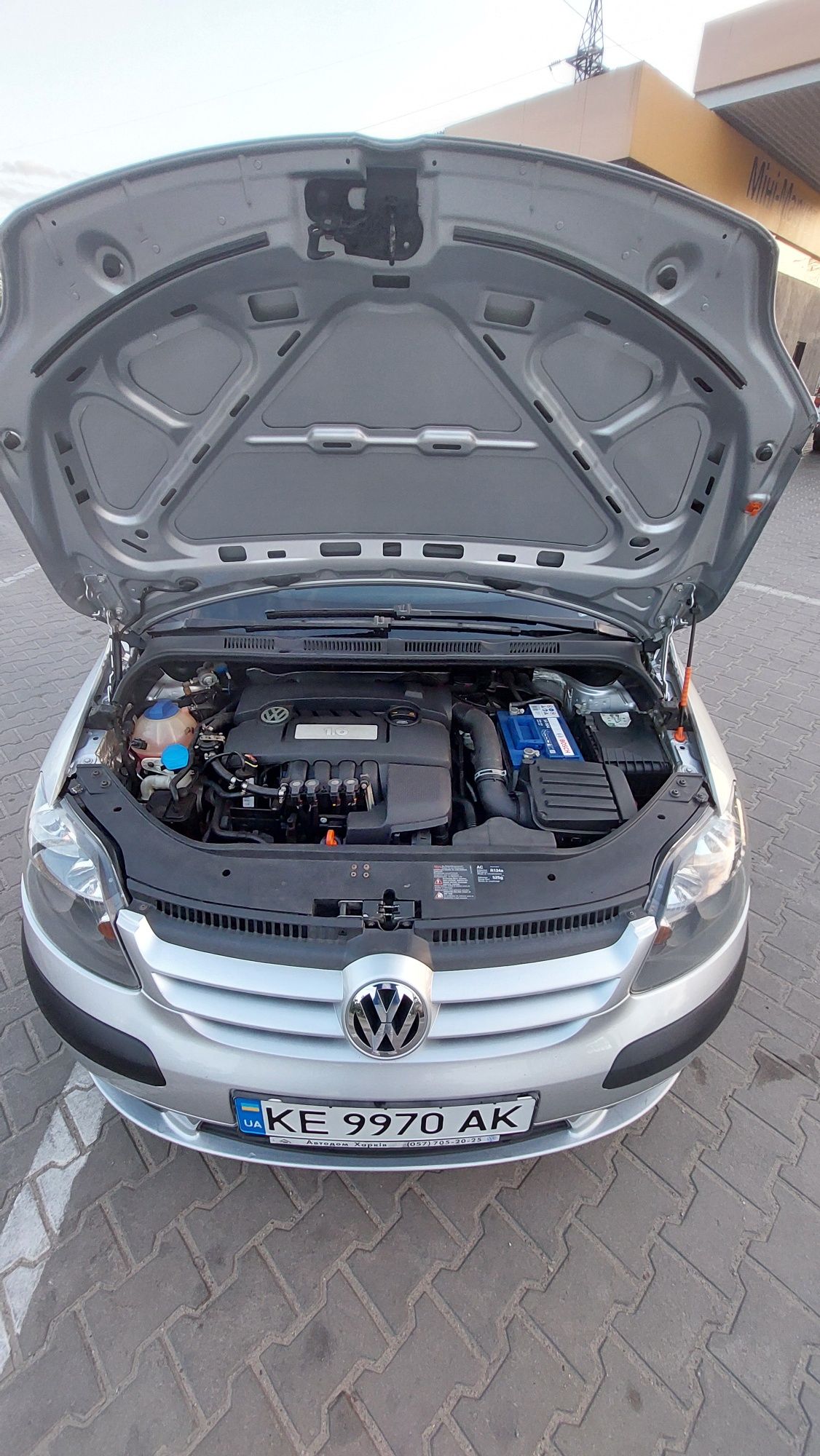 Срочно Vw Гольф Плюс АКПП, 1.6,Газ 4 поколение.