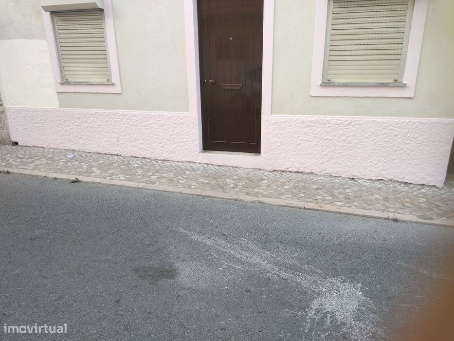 CASA TÉRREA T2  na Baixa da Banheira