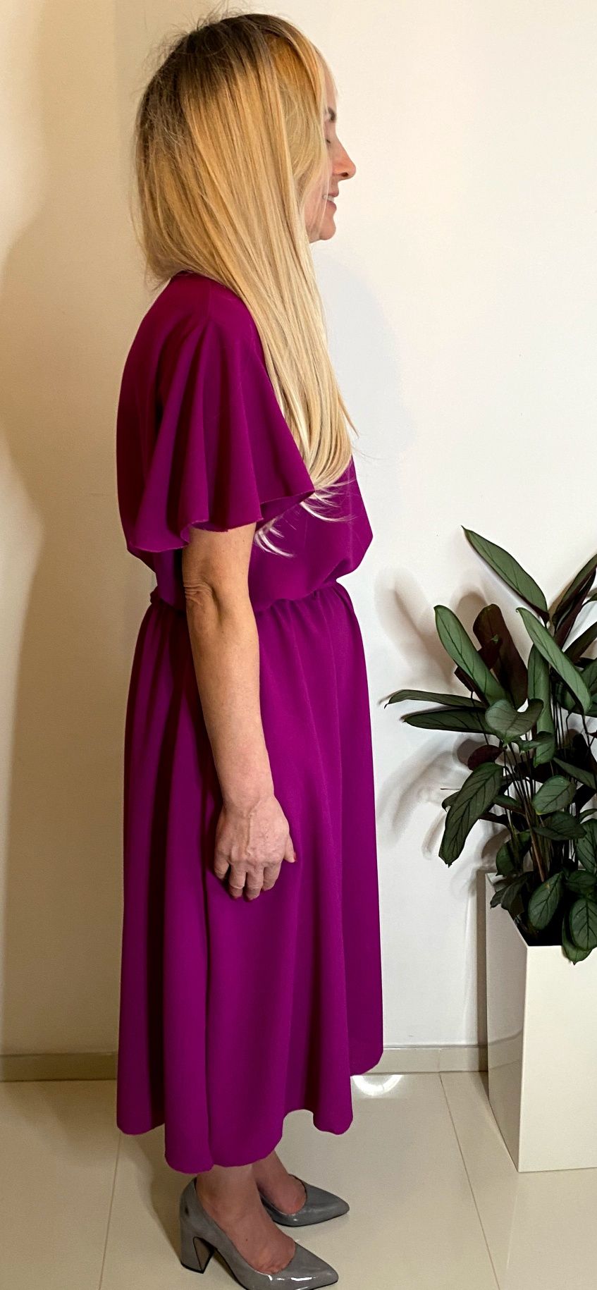 Sukienka plus size 4xl 3xl komunia chrzest wesele wyszczuplająca midi