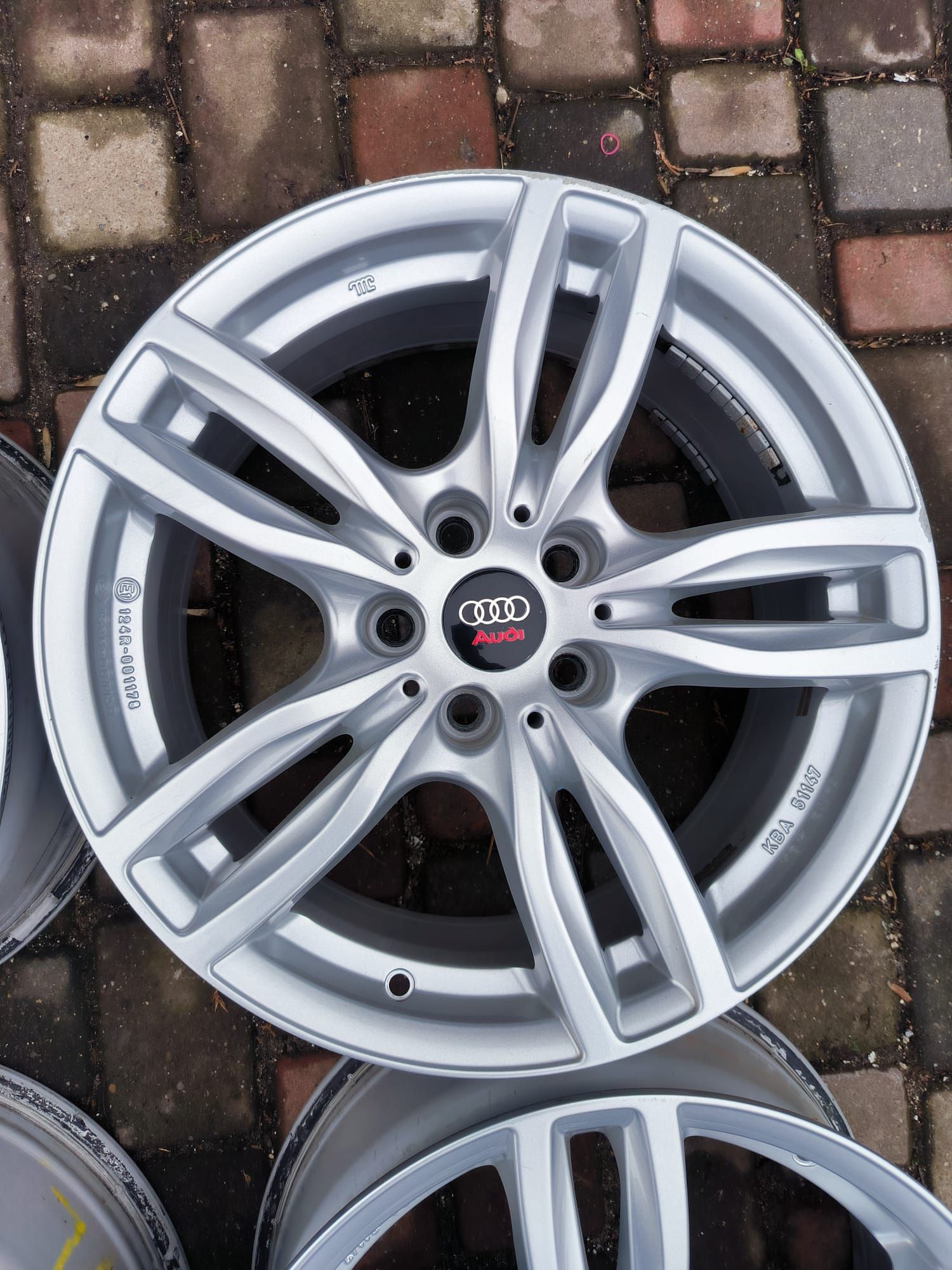 Felgi aluminiowe 17 Audi A3 A4 A5 A6 Allroad 5x112