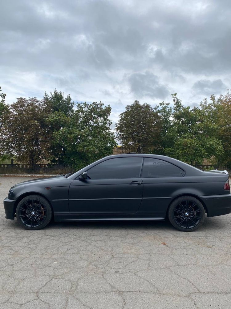 BMW E46 coupe 330i 2005
