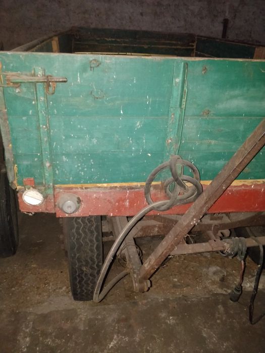 D44a do remontu przyczepa części