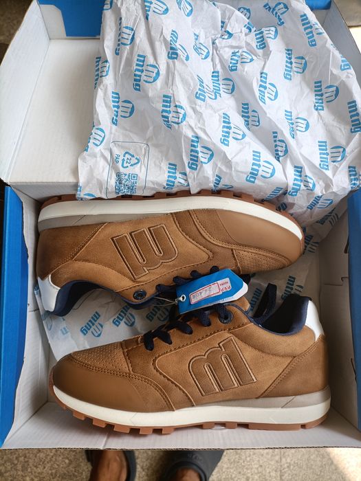 Mustang (MTG), nova, originais, 37, Sapatilha de criança