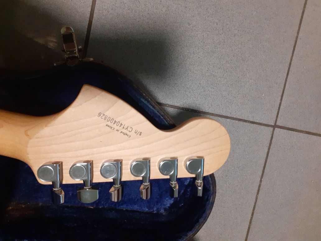 Squier Stratocaster Standard