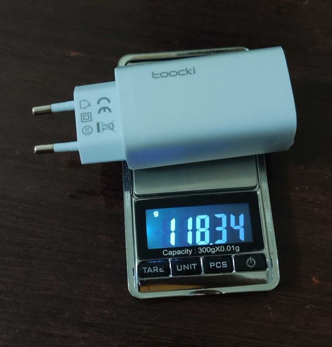 Блок живлення, зарядний пристрій Toocki GaN 67 Вт