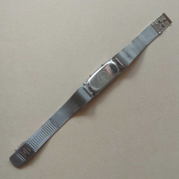 Часы Skagen работает один циферблат