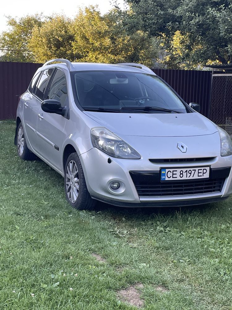 Продам автомобиль Renault Clio |||