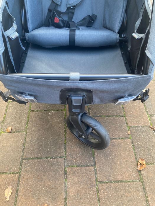 Przyczepka qeridoo , super stan !!!