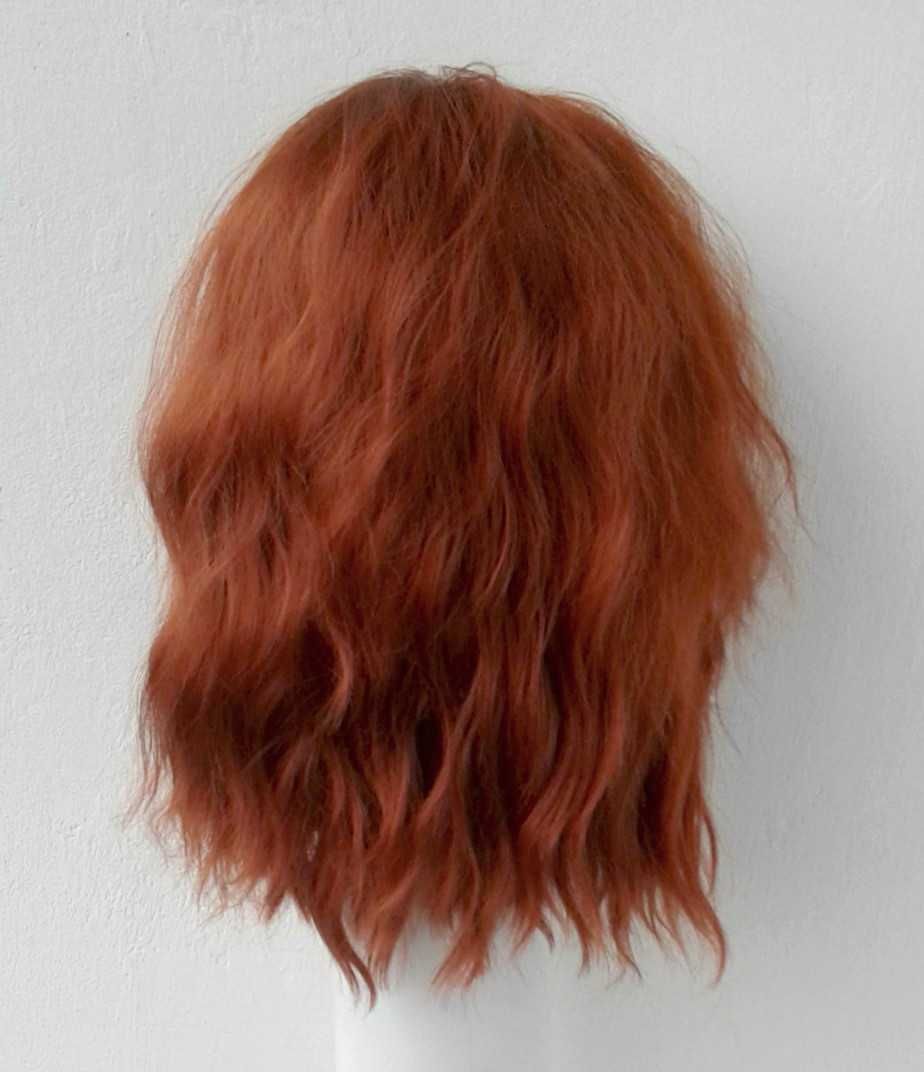 Karbowana falowana peruka z przedziałkiem wig cosplay ruda krótka