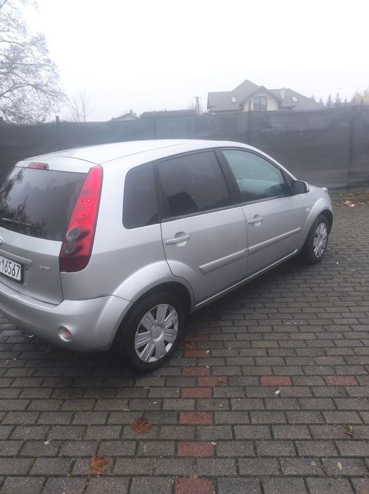 Ekonomixzna  Fiesta MK 6 Lift