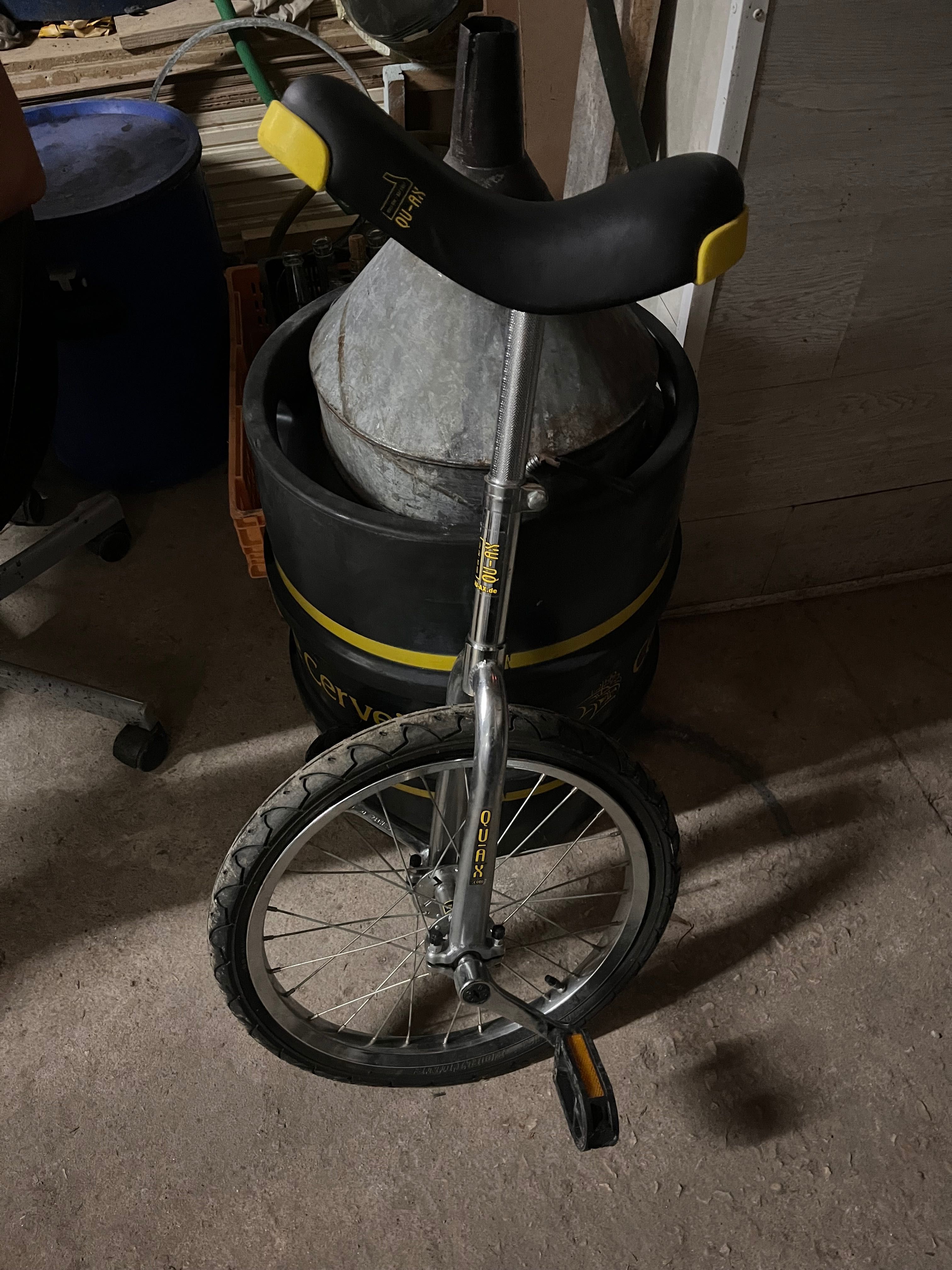 Bicicleta com uma roda