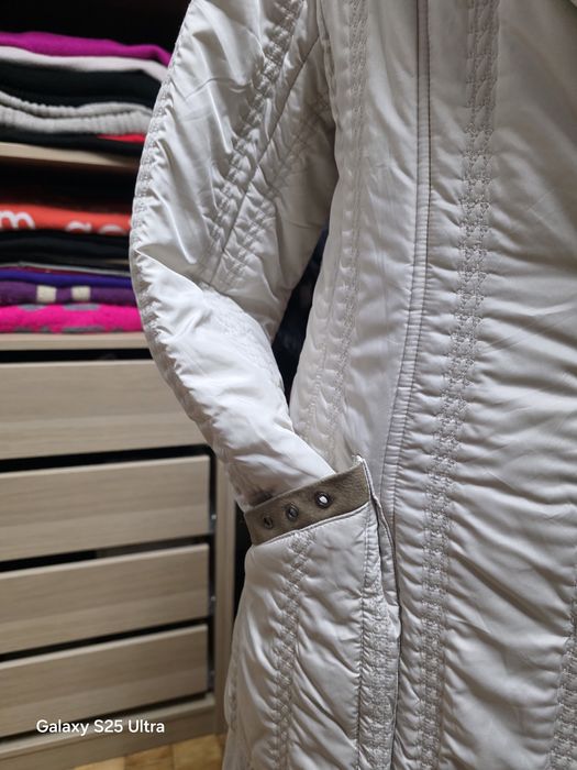 Casaco comprido elégante e quente