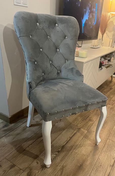 Krzesło tapicerowane glamour