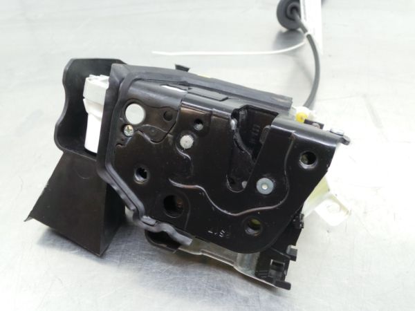 Fechadura / fecho porta frente esquerdo AUDI A4 (8W2, 8WC, B9)