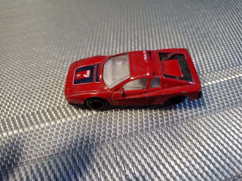 Model samochodu skala 1:64