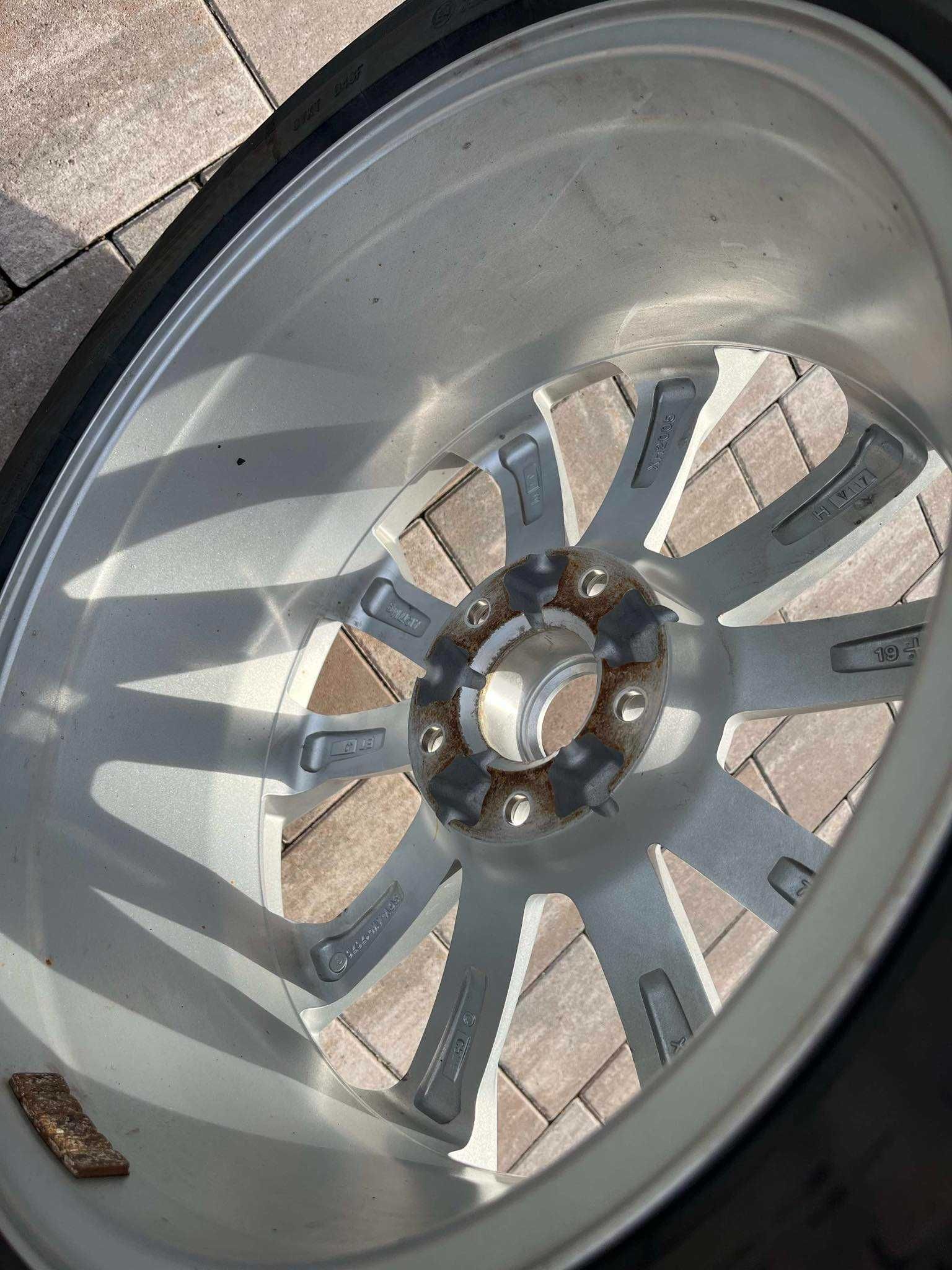 Renault KADJAR koła felgi 215/60R17 100 V XL