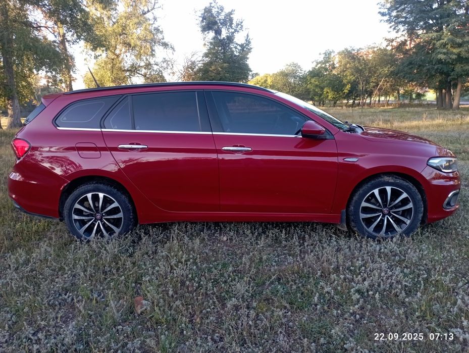 Fiat Tipo 2017 року