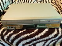 Magnetowid dvd combo sharp
