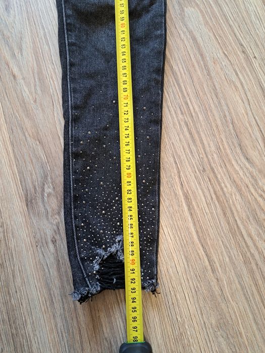 Spodnie jeansy rurki kamienie sm 28