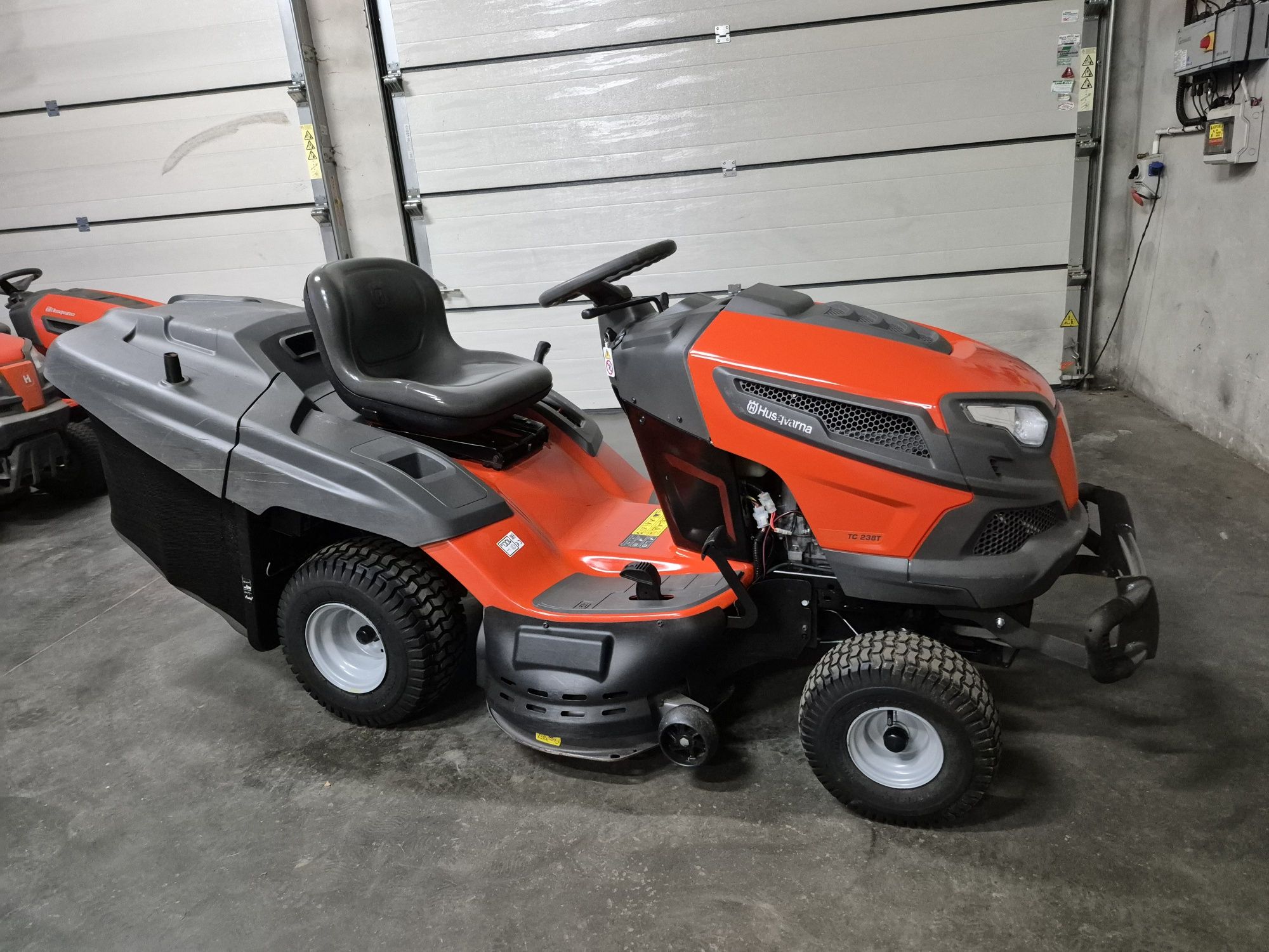 Kosiarka traktorek Husqvarna TC 238t