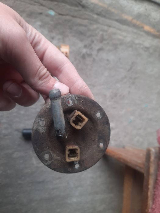 Датчик рівня палива ВАЗ 2101