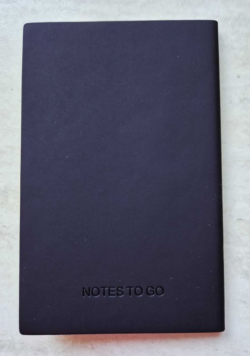 Notes, notatnik kieszonkowy 

9x15 cm

nowy
