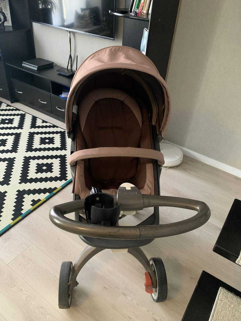 Коляска Stokke v4 2 в 1