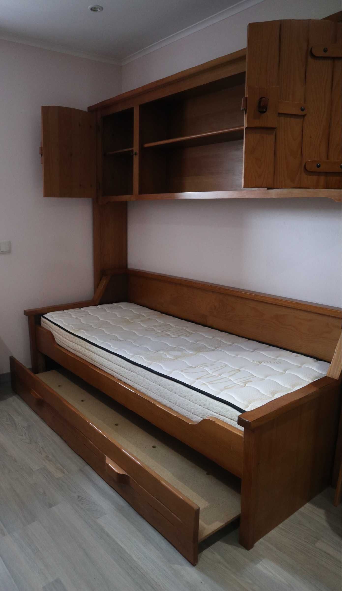 Estúdio (cama+estante+roupeiro+colchão)