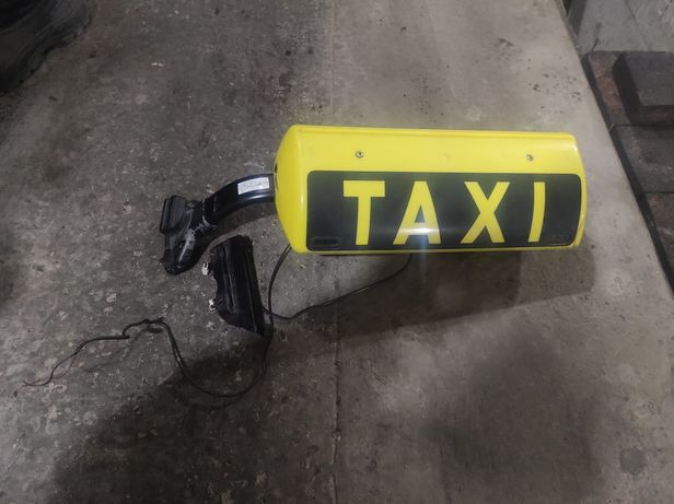 Фішка Taxi підійде на будь який автомобіль