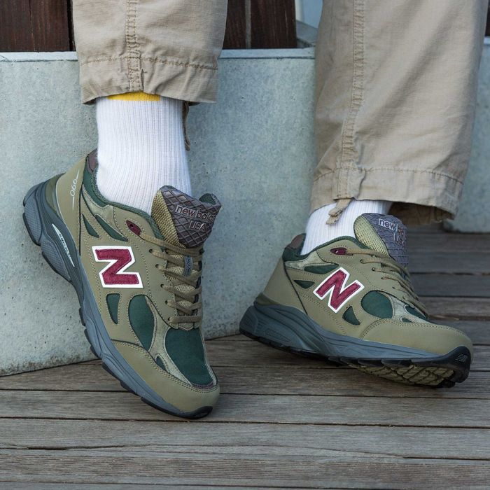Чоловічі Кросівки New Balance  990 v3 x Teddy Santis 40-45