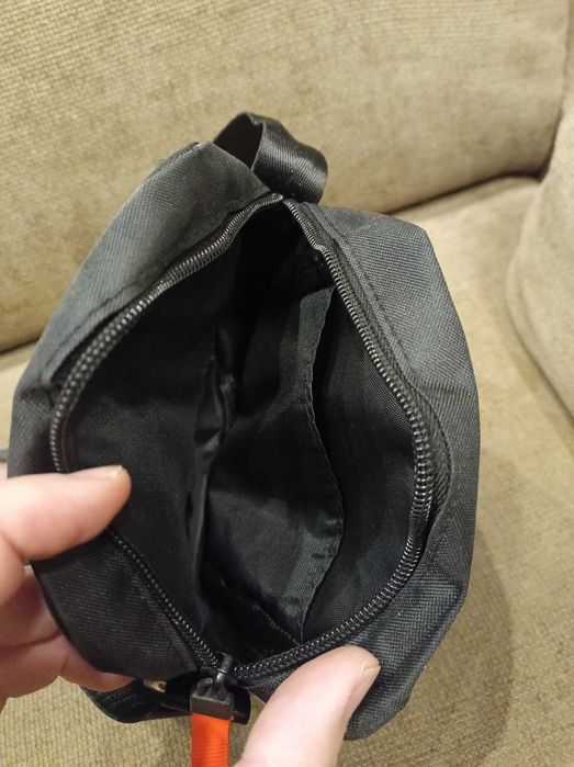 наплечная сумка Китай 20х14см новая