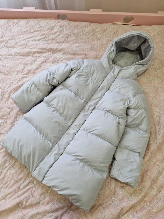 Пуховик 90%пух 8-9-10 134см uniqlo оригінал куртка зимова