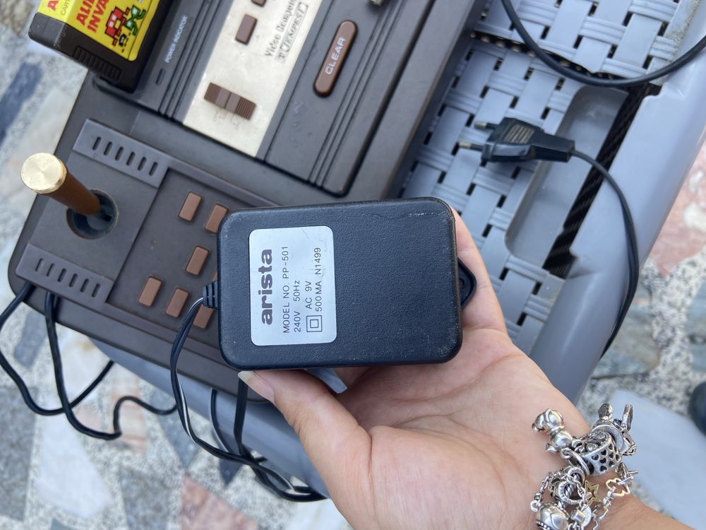 Consola de jogos vintage - Tempest Soundic