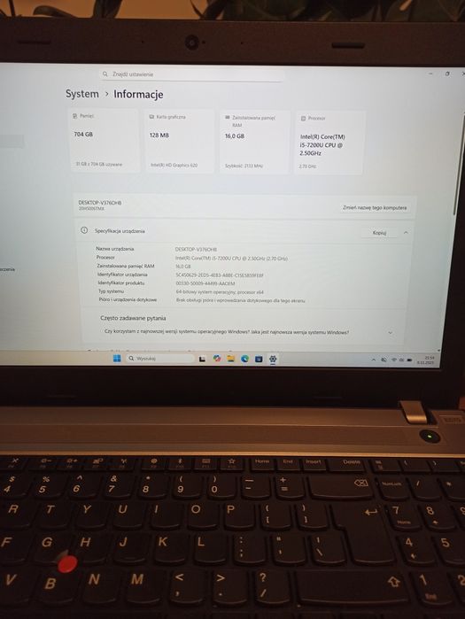 B.ładny Lenovo ThinkPad E570 i5/16GB RAM/dyski 750GB/15,6 FHD/win 11