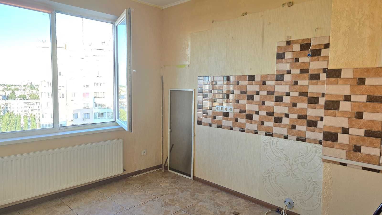 Продам 1 комнатную квартиру на Таирова. ЖМ Радужный