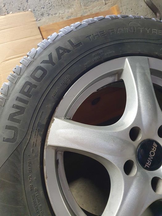 Koła zimowe 215/65 r16 do suva