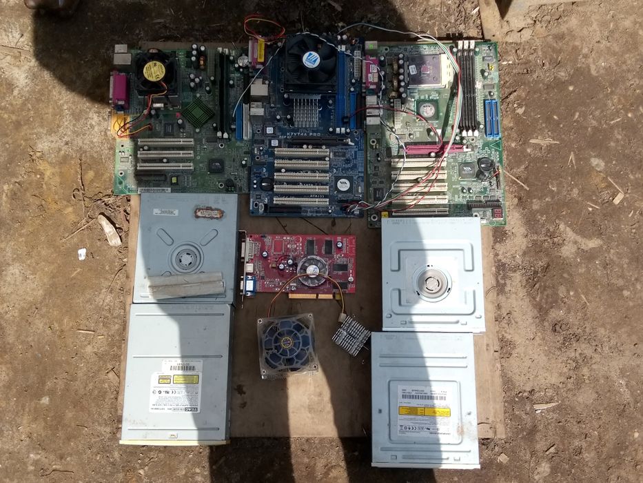 ПК комплектующие память ддр1 не рабочие (не все)