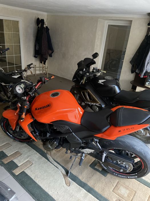 Kawasaki z750 2010 рік