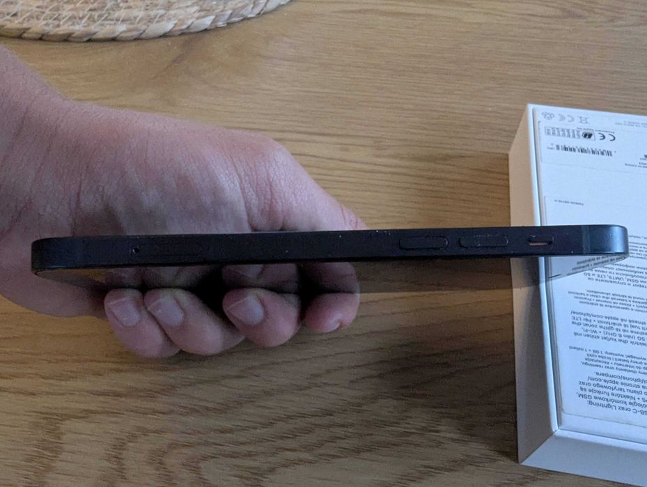 iPhone 12 128 GB • Dobry stan • 3 Etui GRATIS!