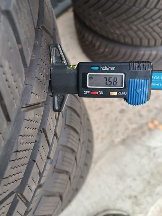 Зимові різноширокі шини 235/35/19 255/30/19 Toyo