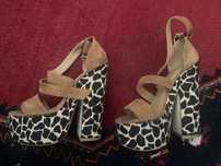 Sapatos de salto alto Haity