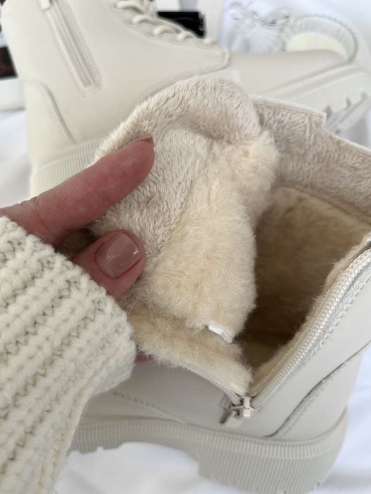 Зимові чоботи, бежеві черевики, хутро