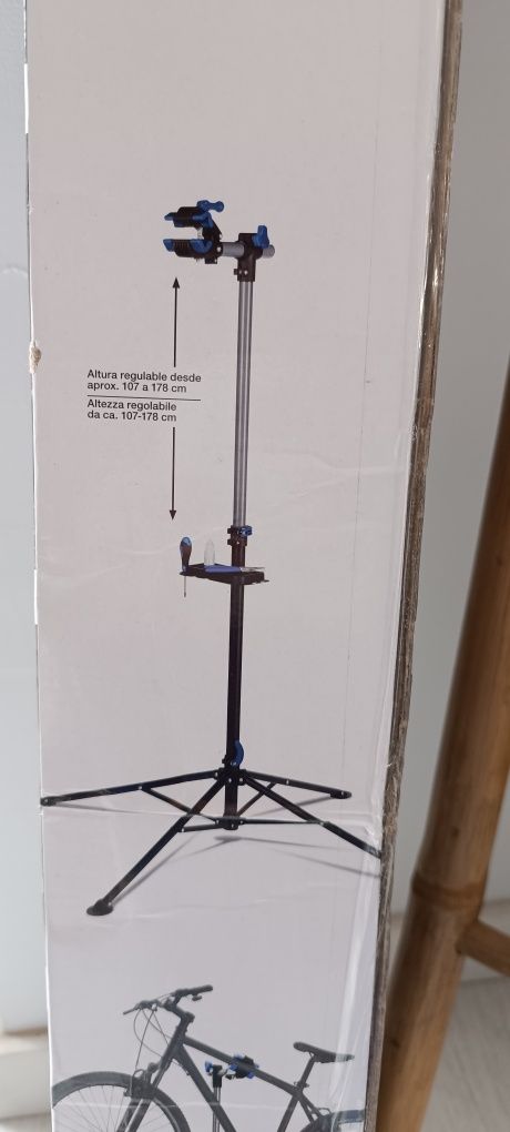 Suporte para bicicleta novo ler anúncio