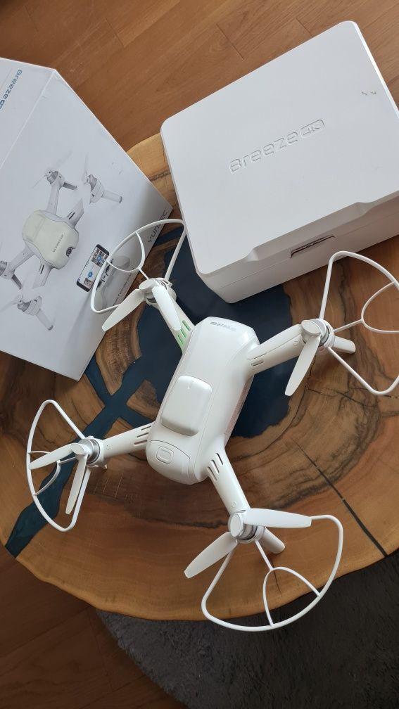 Dron Breeze 4k yuneec zdjęcia + video