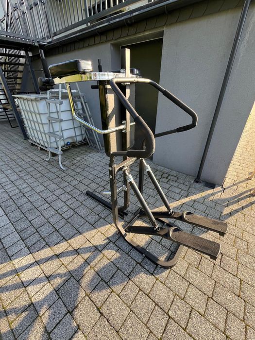 Ławeczke KETTLER skos z modlitewnikiem / orbitrek / poręcze do śćiany.