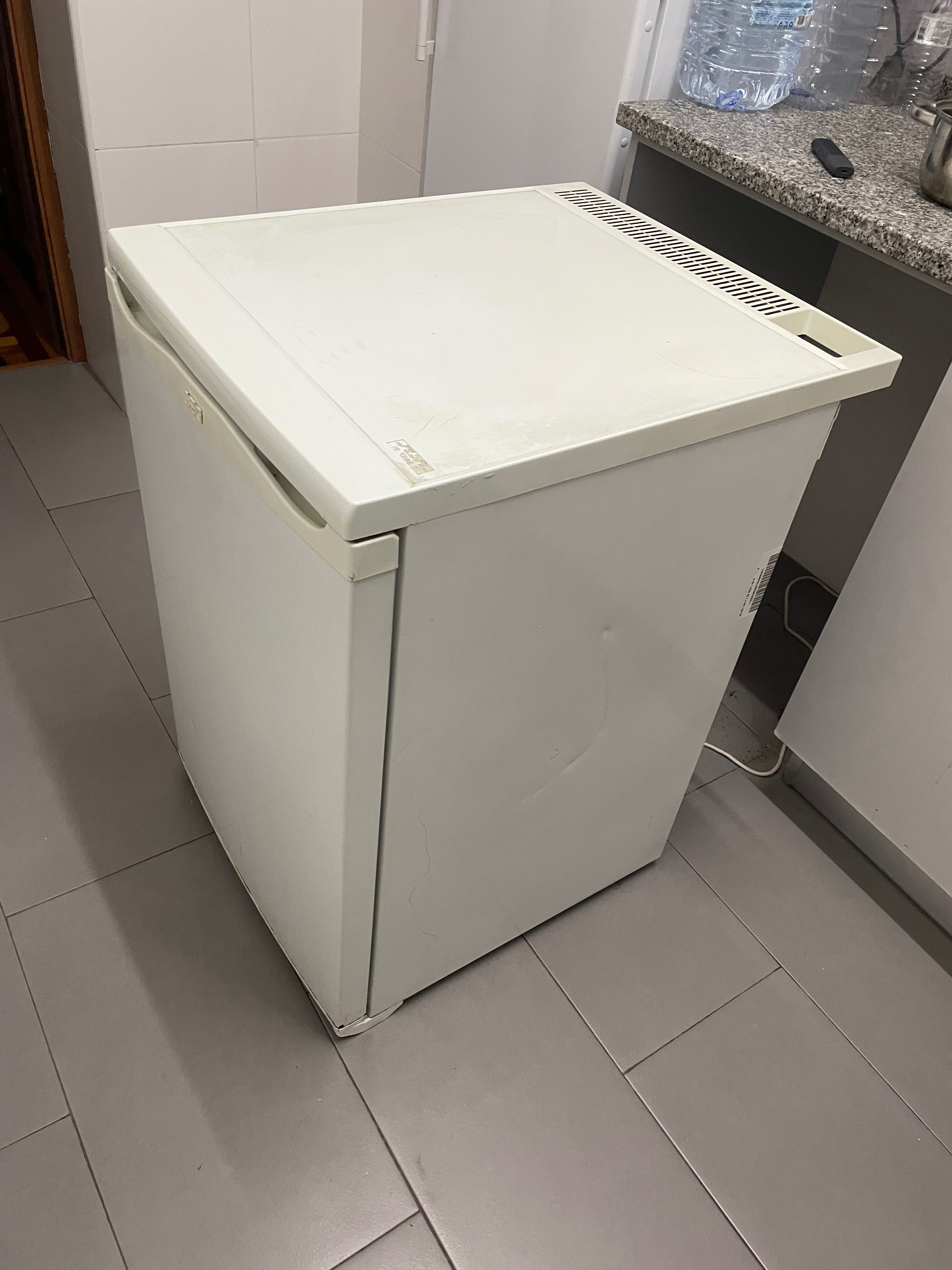 Arca congeladora Seg (funciona na perfeição)